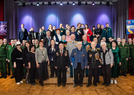 Ветераны Великой Отечественной войны стали почётными гостями литературно-музыкального вечера в ЦДРА