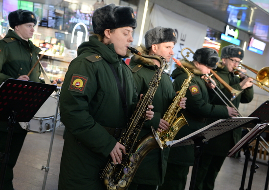 Для участников СВО и их семей запустили специальный туристический поезд по Русскому Северу