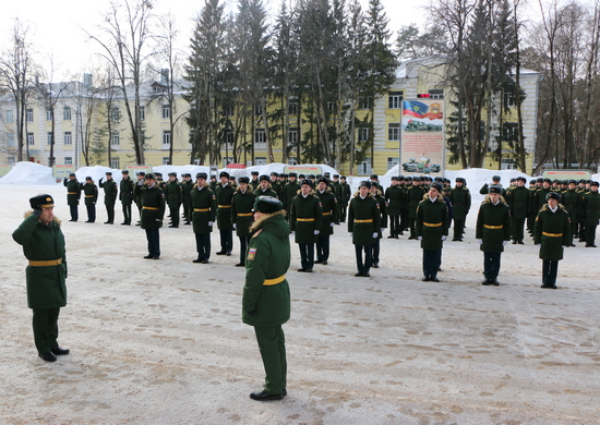 В филиале Военной академии РВСН имени Петра Великого состоялся выпуск прапорщиков