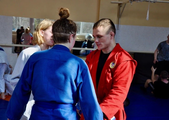 Чемпион мира и Европы по боевому самбо Федор Дурыманов провел мастер-класс в Мелитополе