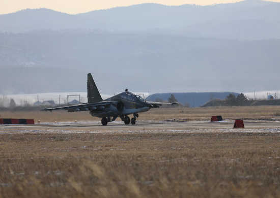 Экипажи штурмовиков ВВО в Забайкальском крае выполнили командирские полеты