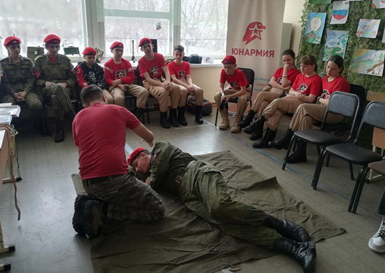 Юнармейцы Омской области приняли участие в мастер-классе по оказанию первой помощи