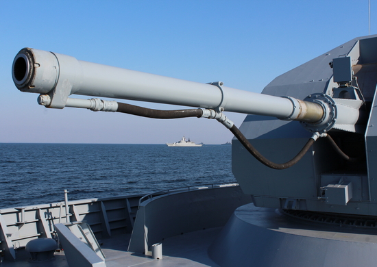 МРК «Град» Балтийского флота выполнил комплекс артиллерийских стрельб в Балтийском море