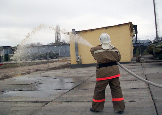 С российскими военнослужащими в Приднестровье состоялось занятие по противопожарной подготовке