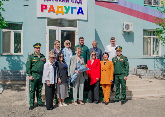 В детском саду «Радуга» на территории 201-й военной базы в Таджикистане открылась новая детская площадка