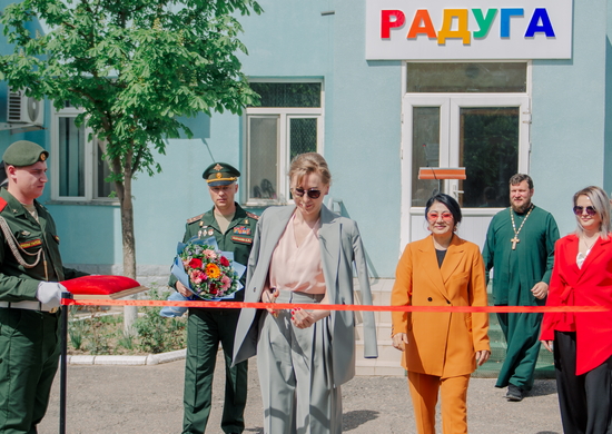 В детском саду «Радуга» на территории 201-й военной базы в Таджикистане открылась новая детская площадка