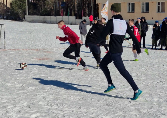 В Екатеринбурге суворовцы победили в юбилейной зимней спартакиаде для допризывной молодежи