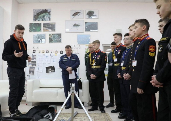 В Оренбургском ПКУ состоялся цикл мастер-классов по разработке и применению роботов и беспилотников