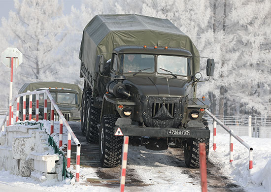 В Приамурье военнослужащие объединения ВВО провели «Единый день водителя»