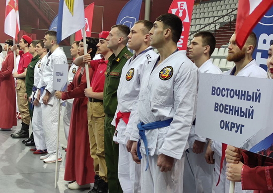 В столице Республики Бурятия впервые проводится чемпионат Вооруженных Сил РФ по армейскому рукопашному бою