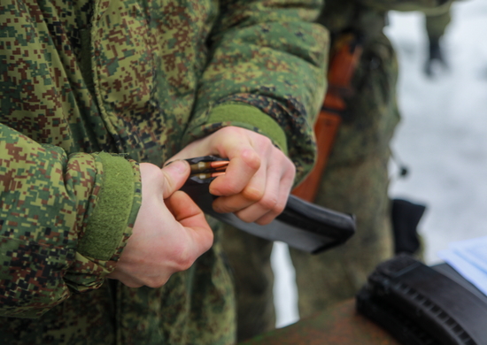 Военнослужащие Тверского соединения ВТА выполнили плановые стрельбы из стрелкового оружия