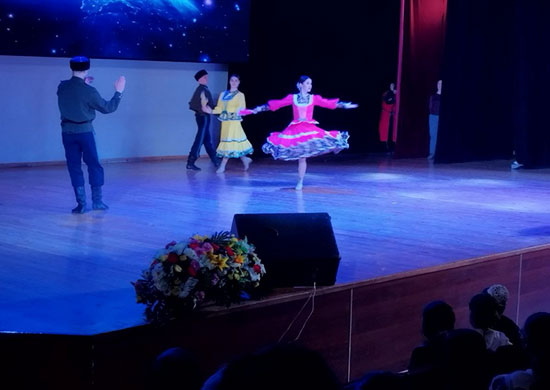 Ансамбль песни и пляски ЦВО выступил в Киргизском республиканском центре детей и юношества «Сейтек»