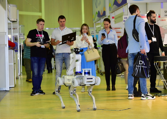 Делегация Минобороны России принимает участие в мероприятиях «Российской недели высоких технологий»