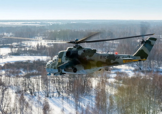 Экипажи вертолетов Ми-24 ЦВО отработали ведение ночного воздушного боя на учении под Курганом