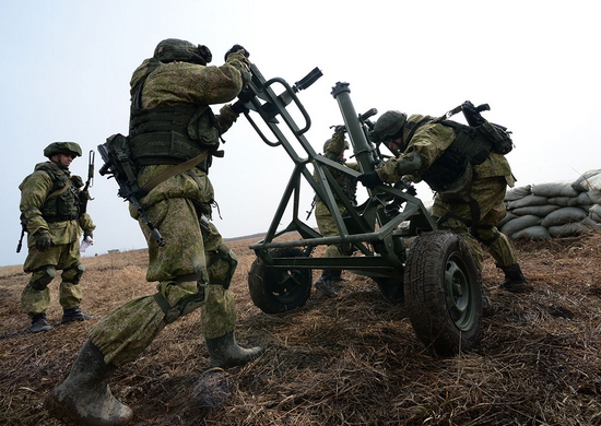 Горные мотострелки ЮВО в горах Карачаево-Черкесии провели ночной оборонительный бой