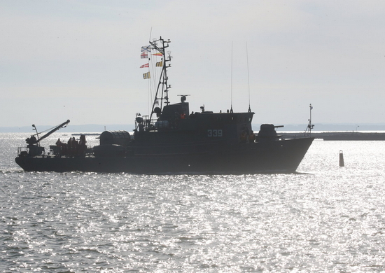 Корабли Балтийского флота выполнили минно-тральные задачи в море
