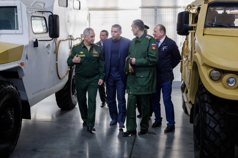 Министр обороны РФ проверил ход выполнения гособоронзаказа на Арзамасском машиностроительном заводе в Нижегородской области