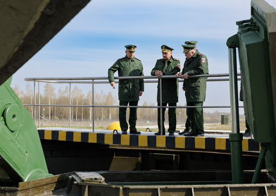 Министр обороны РФ Сергей Шойгу совершил рабочую поездку в воинские части РВСН, дислоцированные в Калужской области