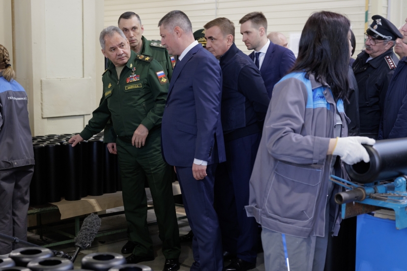 Министр обороны России проверил выполнение гособоронзаказа в Тульской области