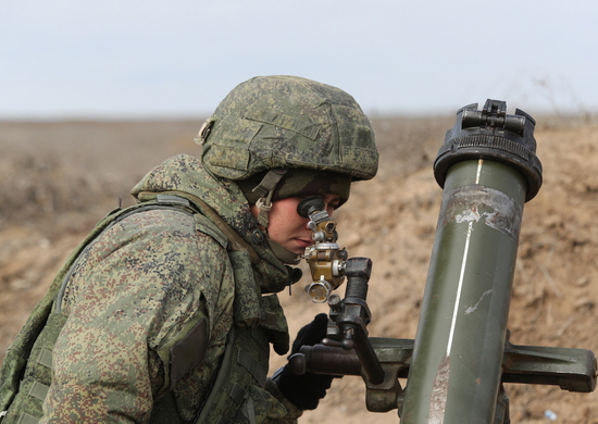 На полигоне в Республике Бурятия военнослужащие ВВО уничтожили позиции  условного противника из 120-мм минометов «Сани»