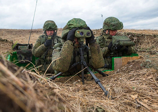 Разведчики ВВО в ходе тренировки передали координаты командного пункта условного противника в Приморском крае