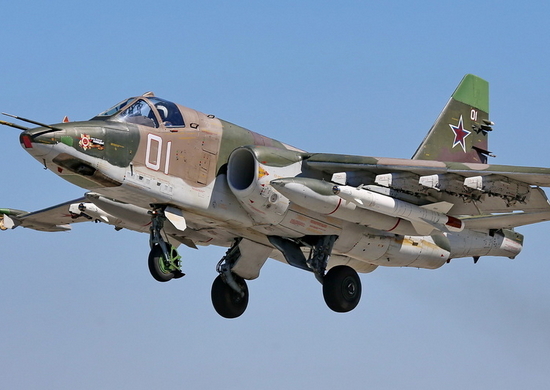 Российские экипажи Су-25СМ уничтожили склад боеприпасов условного противника в Киргизии