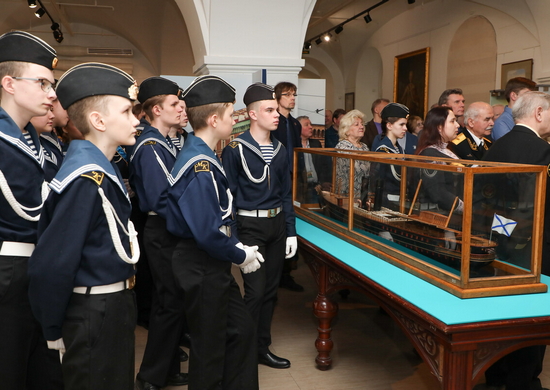 В Центральном военно-морском музее открылась выставка «От Морской слободы до морской столицы» к 320-летию Санкт-Петербурга