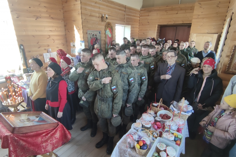 В Екатеринбурге военные железнодорожники ЦВО отметили Пасху