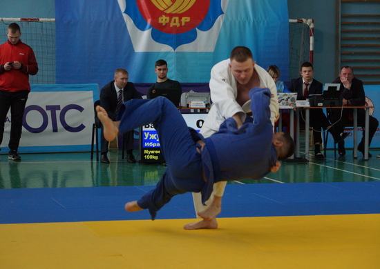 В Омском ракетном объединении РВСН завершился чемпионат по дзюдо и самбо