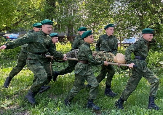 Юнармейцы Кузбасса приняли участие в военно-спортивной игре «Семеро смелых»