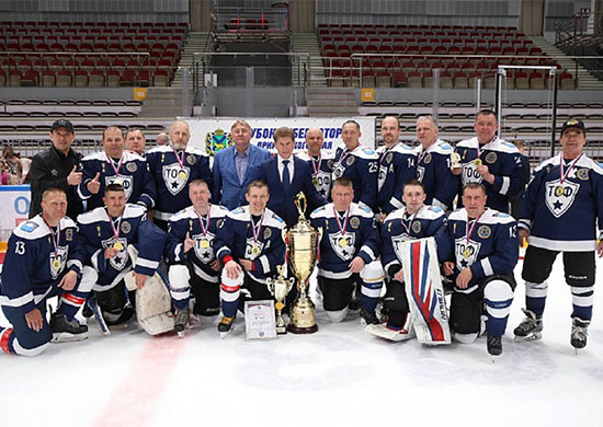 Команда Тихоокеанского флота победила в приморском турнире по хоккею, посвящённом Дню Победы