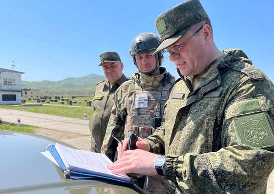 Командующий ТОФ проинспектировал подготовку военнослужащих на полигонах в Приморье