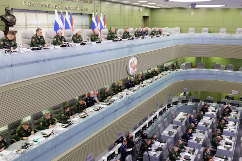 Министр обороны Российской Федерации провел тематическое селекторное совещание с руководящим составом Вооруженных Сил