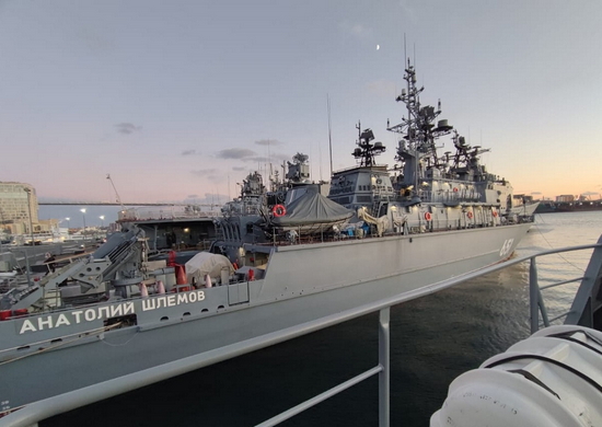 Морские тральщики Тихоокеанского флота проводят противоминное учение в заливе Петра Великого