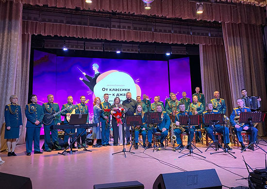 Оркестр Тейковского соединения РВСН выступил с концертной программой «От классики к джазу»