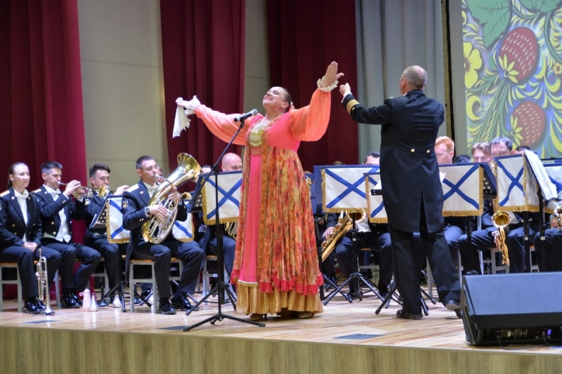 Оркестр ВМФ дал концерты в городе-герое Севастополе