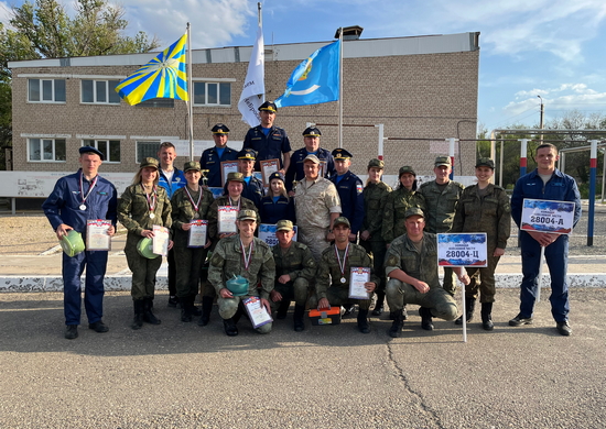 В Астрахани состоялся чемпионат по военному пятиборью среди военнослужащих соединения ВКС