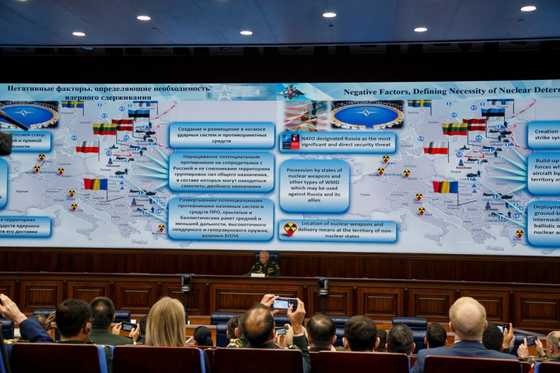 В Минобороны России проведен брифинг замминистра обороны РФ Александра Фомина для военных атташе дружественных стран