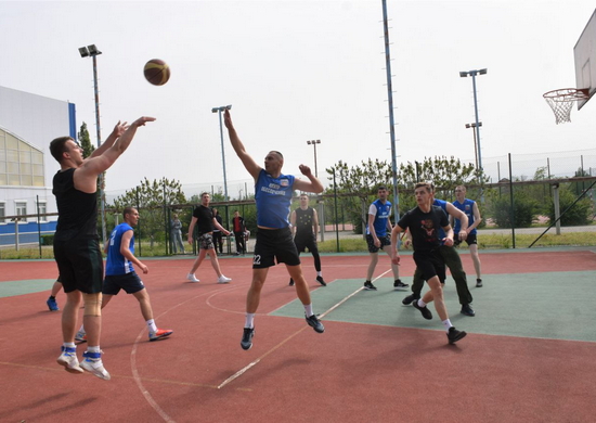 В преддверии дня образования полигона Капустин Яр прошли соревнования по баскетболу
