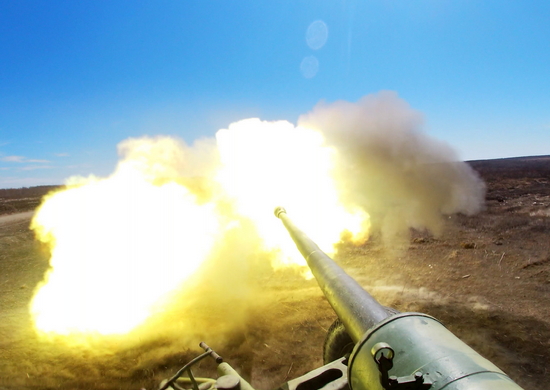 В Приамурье военнослужащие Восточного военного округа тренируются в стрельбе из зенитных пушек