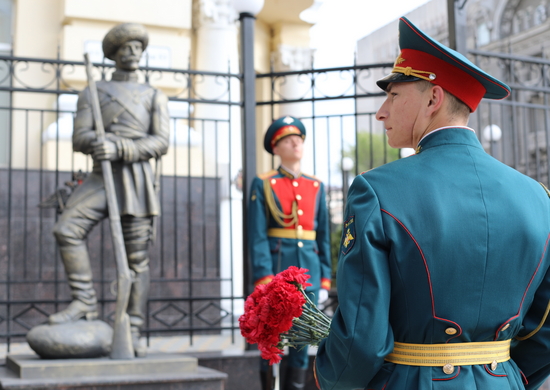 В Ростове-на-Дону празднуют 105-ю годовщину со дня образования Южного военного округа