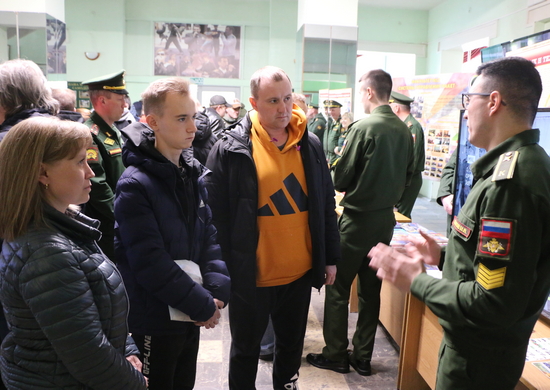 В Серпуховском филиале Военной академии РВСН прошел день открытых дверей