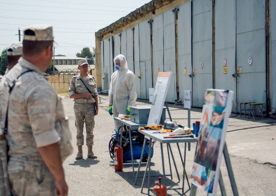 Занятия по изучению требований безопасности военной службы  прошли на военной российской базе в Таджикистане