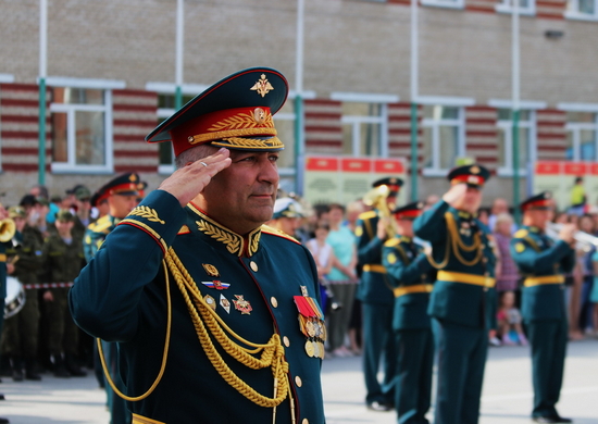 56-ю годовщину со дня образования отметило Новосибирское высшее военное командное ордена Жукова училище