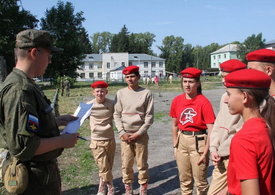 Юнармейцы Новосибирской области приняли участие в военно-патриотической игре «Зарница»