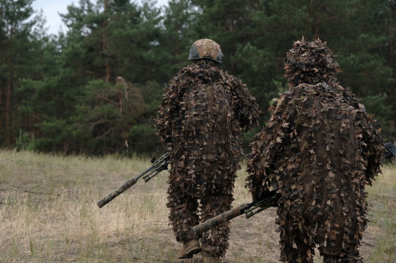 Снайперы ЦВО прикрыли действия группы специального назначения при захвате опорного пункта на Краснолиманском направлении