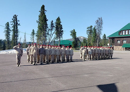 В центре военно-спортивной подготовки «Ергаки» стартовали сборы с юнармейцами