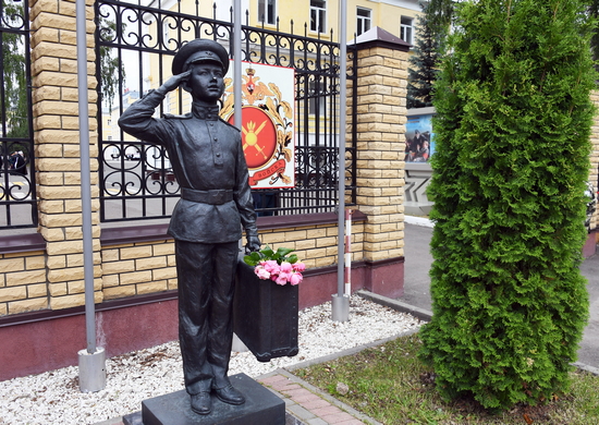 В Казанском суворовском военном училище состоялся торжественный выпуск воспитанников