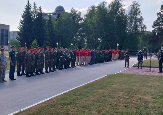 В Новосибирском высшем военном командном училище состоялся региональный этап Спартакиады молодежи России
