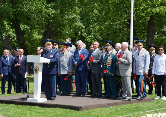 В Воронеже с участием военнослужащих Военно-воздушной академии состоялось открытие мемориала-часовни в память о погибших защитниках Отечества